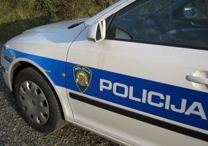Slika ///auto_policija04.jpg
